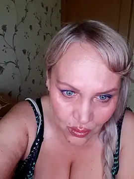 IsabellaBoni online show from May 11, 6:59 am