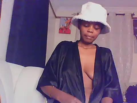 sweetanabella4 online show from March 25, 5:44 am