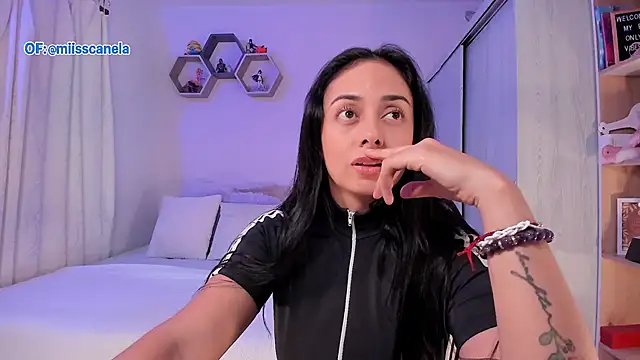 Aleja24Evans online show from October 24, 12:39 am