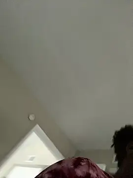 LillShayy online show from May 19, 5:09 pm