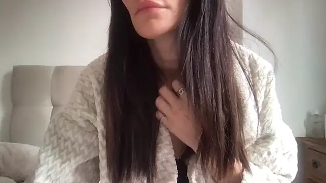 paolajonez online show from March 15, 12:51 pm