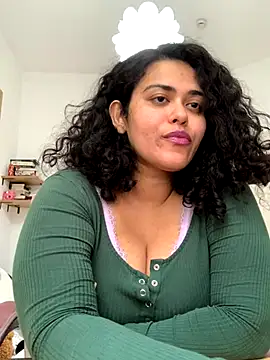 Snapshot of Curvydesifromgermany chatting on October 16, 1:14 pm Curvydesifromgermany online show from October 16, 1:14 pm