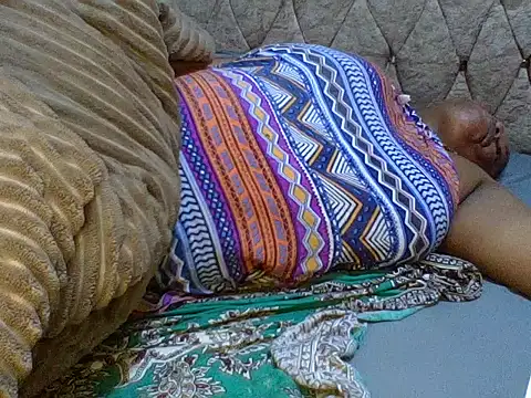 zoey10 online show from December 5, 6:53 pm