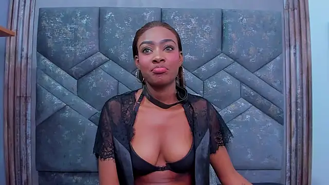 dalilaqueen online show from November 22, 8:22 pm