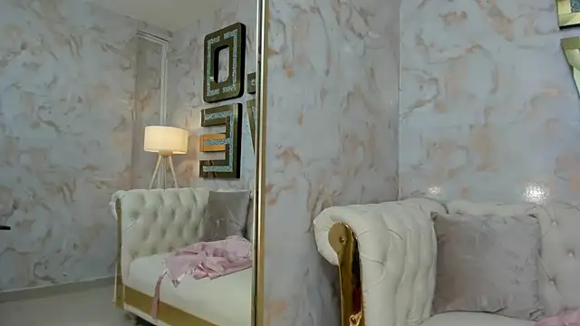 hanna slut  online show from November 4, 11:26 am