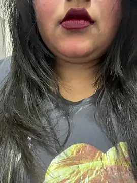 smile pretty online show from January 16, 5:09 pm