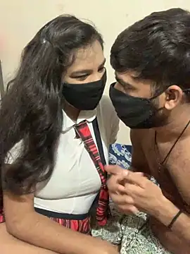 hottiess69 online show from October 27, 3:40 pm