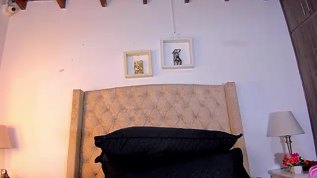 allisson m online show from February 17, 12:26 pm