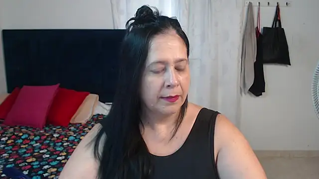 karlaton1977 online show from January 7, 8:56 pm