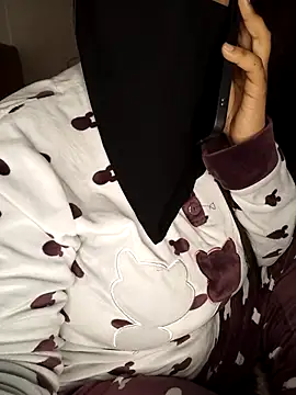 Narimane maroc online show from January 7, 1:09 am