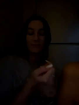 AnnnMary online show from December 1, 2:53 pm