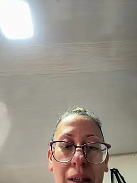 miss hanna07 online show from September 18, 5:44 pm