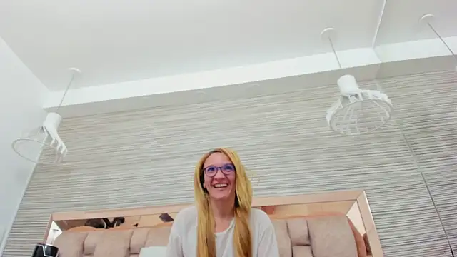 maddy cartter online show from October 1, 11:48 am