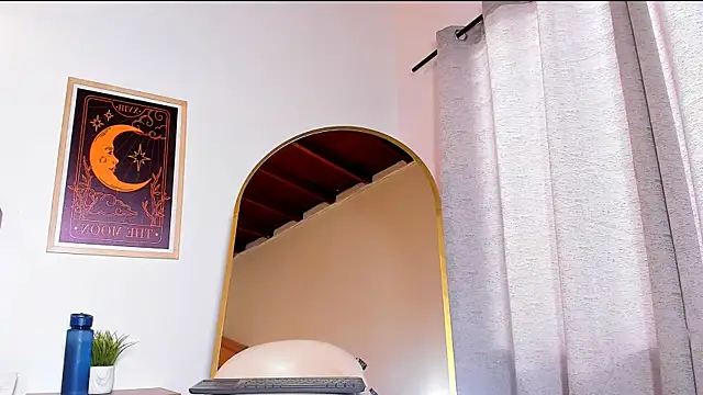 sky caroline online show from September 29, 9:09 pm