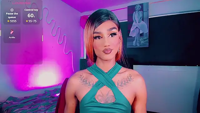 Kendall hornyy online show from March 12, 7:38 pm