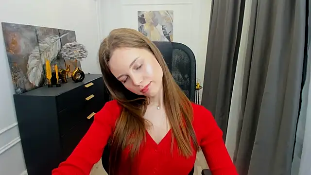 MileyWings online show from April 2, 1:41 pm