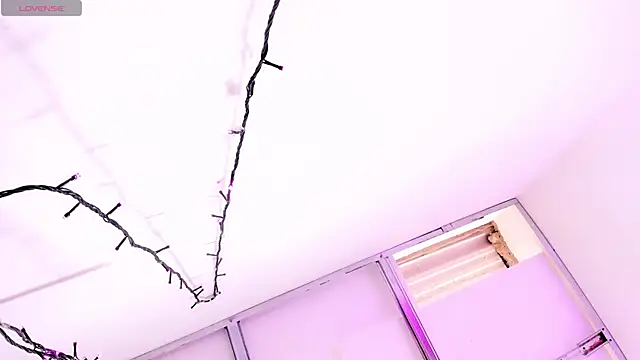 staacy37 online show from September 19, 7:02 pm