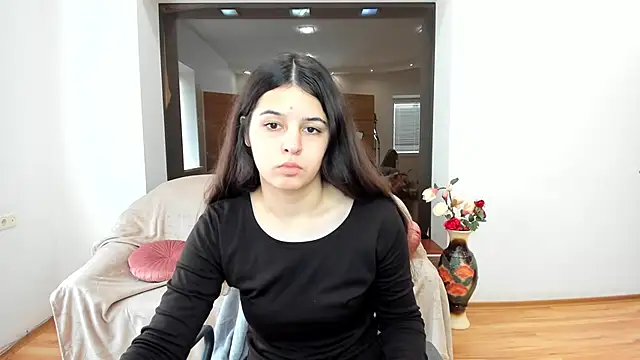 Molly Owens online show from October 18, 6:38 am