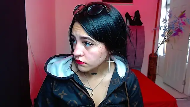 Violettasquirt online show from October 21, 1:59 pm