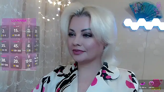 JewellKiss7 online show from November 17, 4:13 am