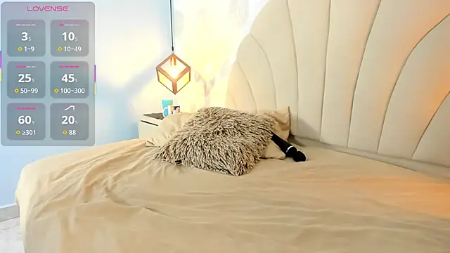 EVAGRECO online show from April 11, 6:30 am