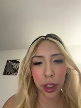 Sofy Softtt online show from June 21, 4:05 am