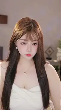 Qiaoqiao  online show from February 25, 1:53 pm