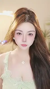Qiaoqiao  online show from May 30, 4:26 pm
