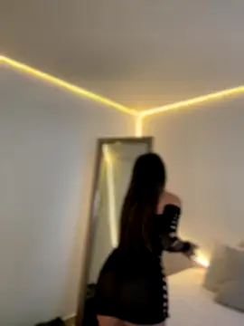 AmmyCollinsW online show from November 25, 9:37 pm