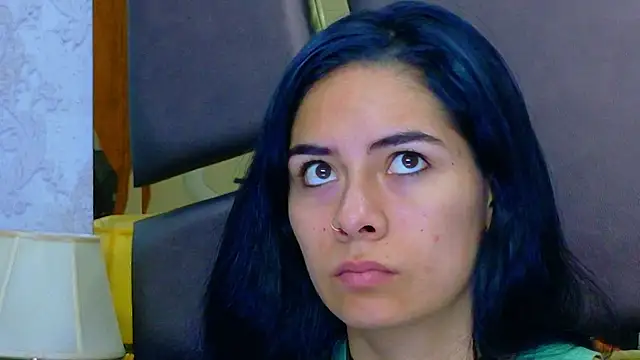 NicoleEsposito online show from April 21, 12:45 pm