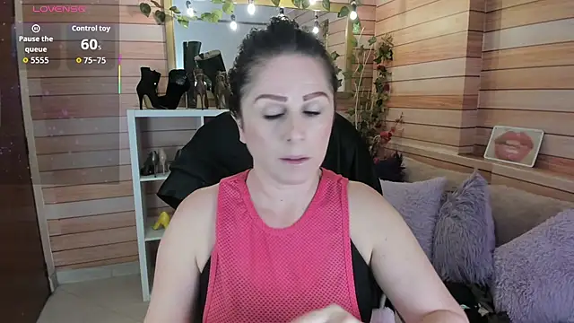 Victoria collins 1 online show from February 15, 11:20 am