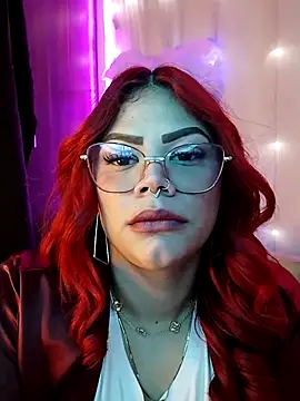 IamAlana  online show from June 7, 12:01 pm