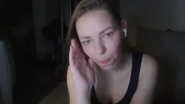 AnnaDiamond1 online show from March 29, 12:20 am