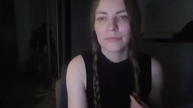 AnnaDiamond1 online show from April 1, 12:33 am