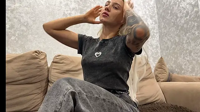 AnneBall online show from October 7, 2:32 pm