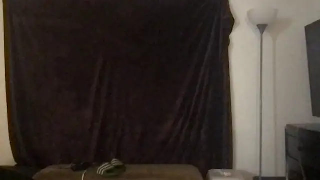 Snapshot of SpunCandy chatting on October 4, 12:27 am SpunCandy online show from October 4, 12:27 am