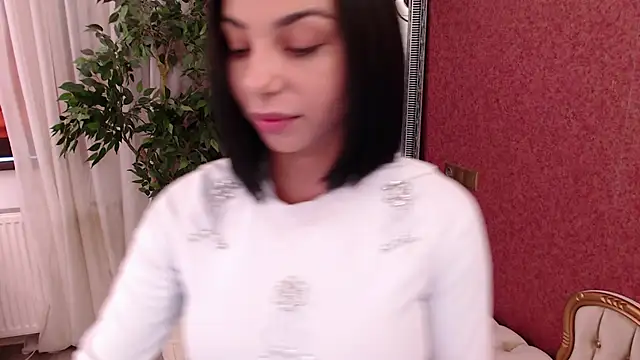 MissJuliax online show from September 17, 6:55 am