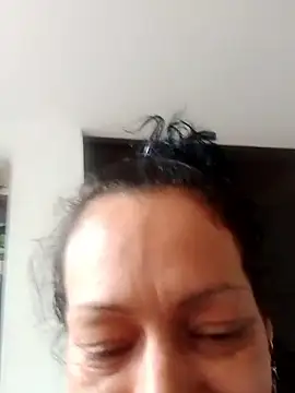 AlexandraJones  online show from March 4, 8:15 pm