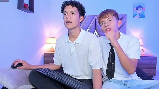 nickolas moon online show from November 4, 11:43 pm