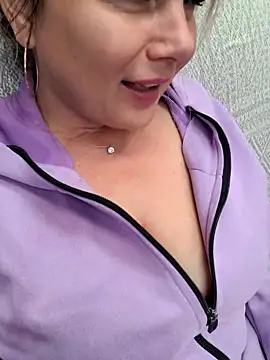 candy queeen online show from October 7, 11:58 am