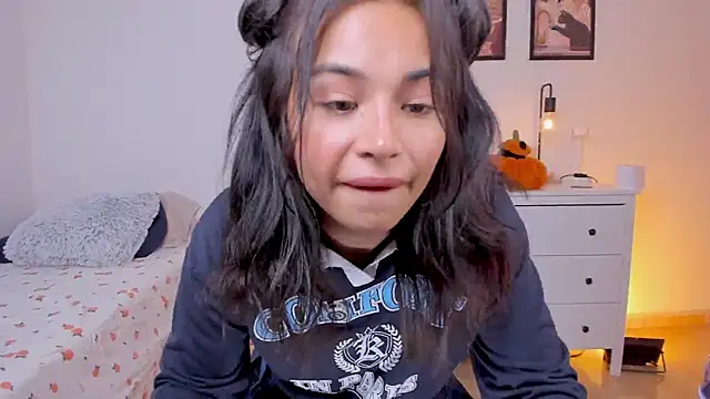 Adriennesexxx online show from October 1, 5:40 pm