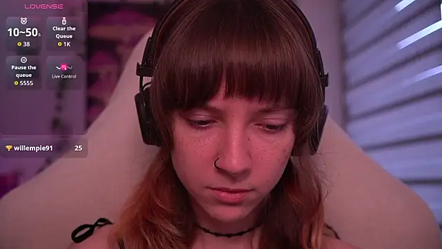 juliapie online show from October 11, 7:35 am