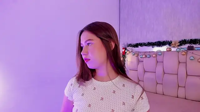 Roxie-Summers11 online show from December 20, 8:02 pm