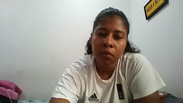 Ivon-09 online show from March 18, 1:49 pm