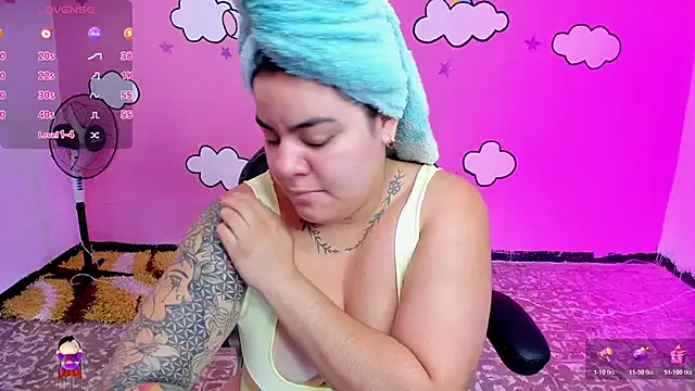 Sharon hils online show from March 9, 3:37 pm