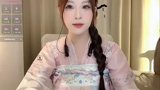 Mckenna-122 online show from December 5, 3:46 pm