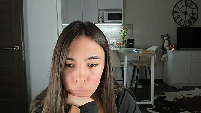 nilliluv online show from March 14, 11:39 pm