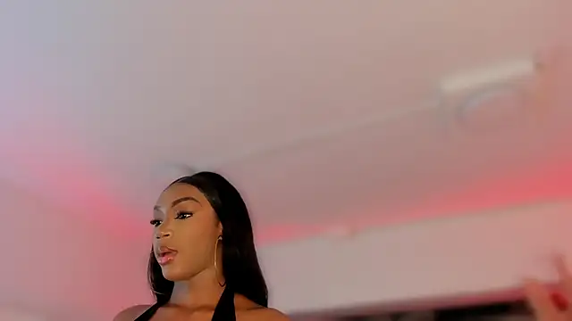 ChaynnaCooper online show from December 14, 4:29 am