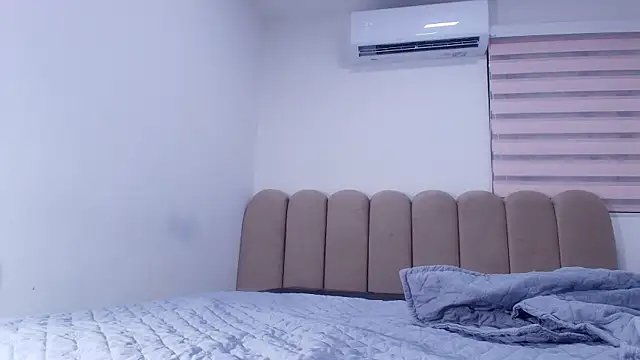 nicol f online show from April 17, 3:08 am