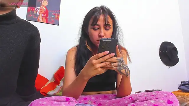 Hot Teens69 online show from September 23, 6:00 am